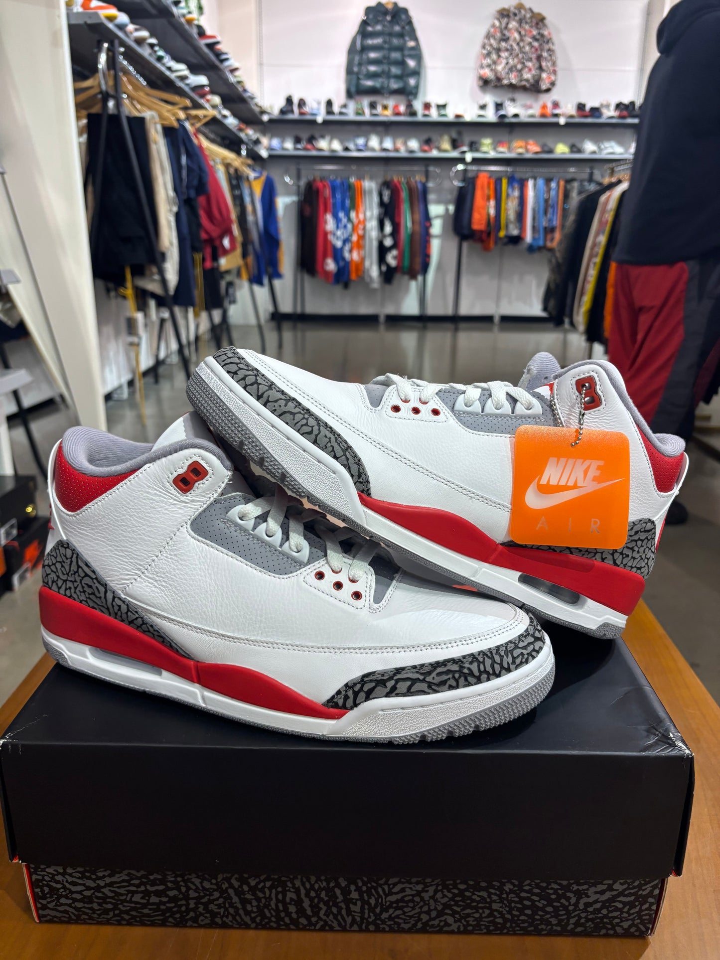 Air Jordan 3 Fire Red (2022)