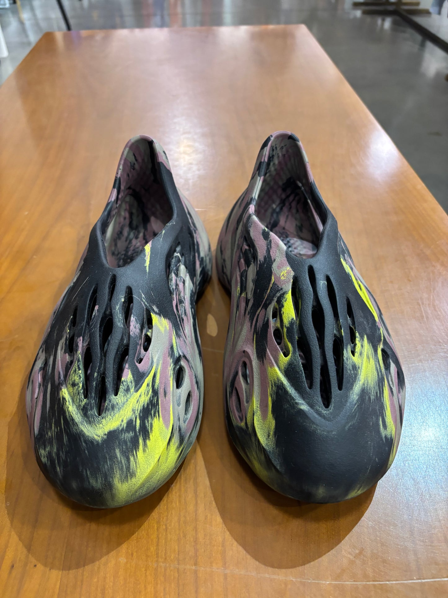 Preowned Adidas Yeezy Foam RNR MX Carbon