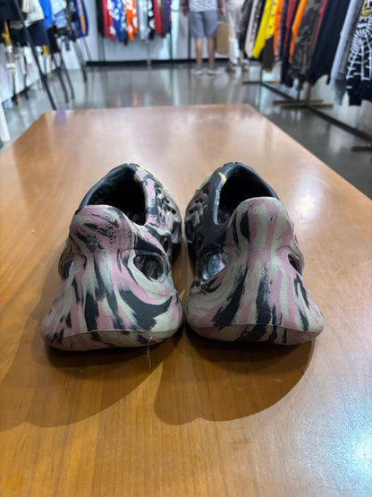 Preowned Adidas Yeezy Foam RNR MX Carbon