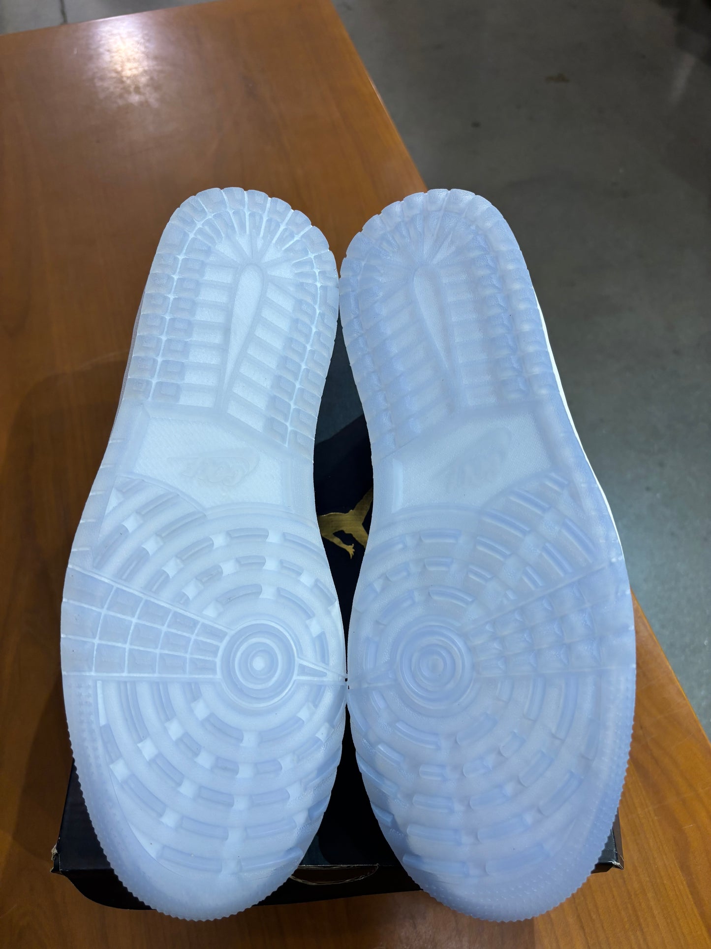 Air Jordan 1 Low Golf Wolf Grey