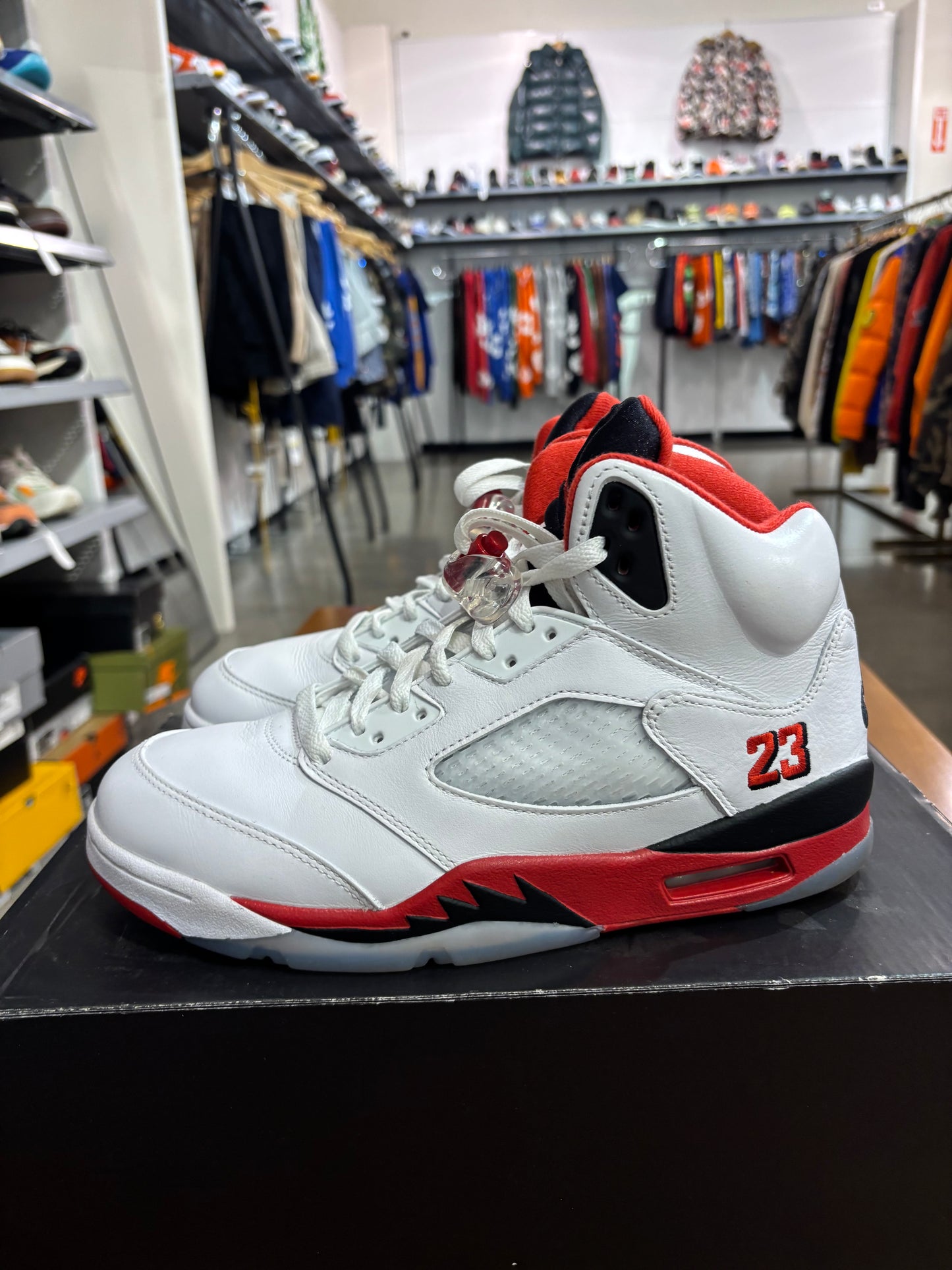 Preowned Air Jordan 5 Fire Red Black Tongue