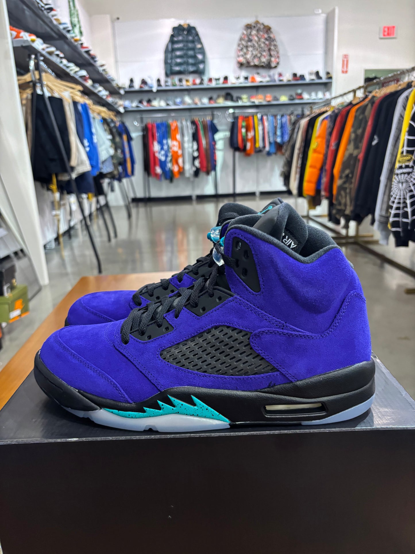 Air Jordan 5 Alternate Grape