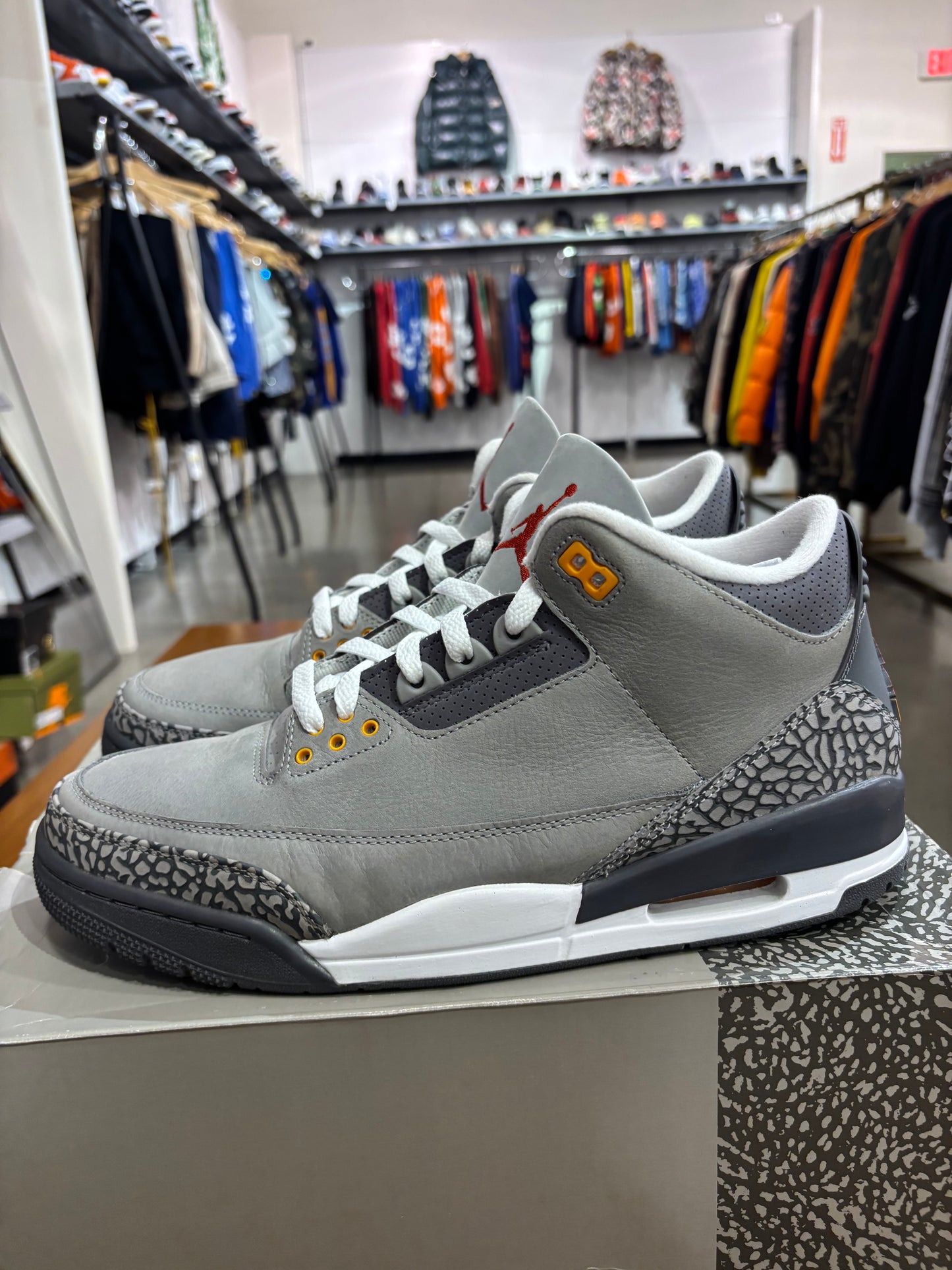 Preowned Air Jordan 3 Cool Grey