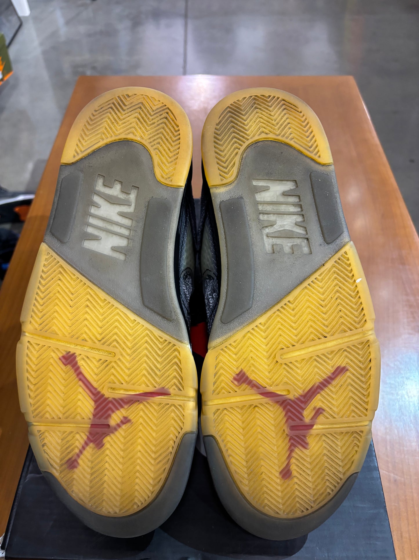 Preowned Air Jordan 5 Off-White Muslin