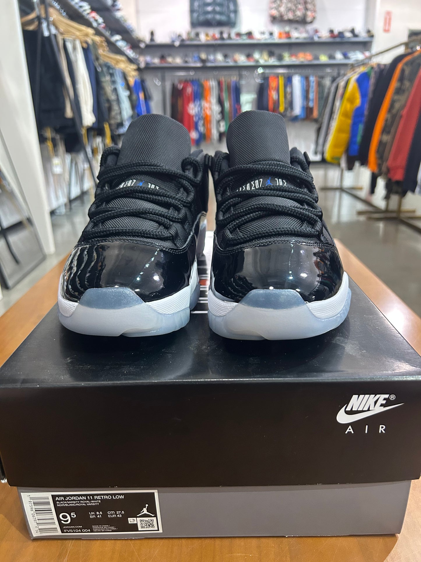 Preowned Air Jordan 11 Low Space Jam