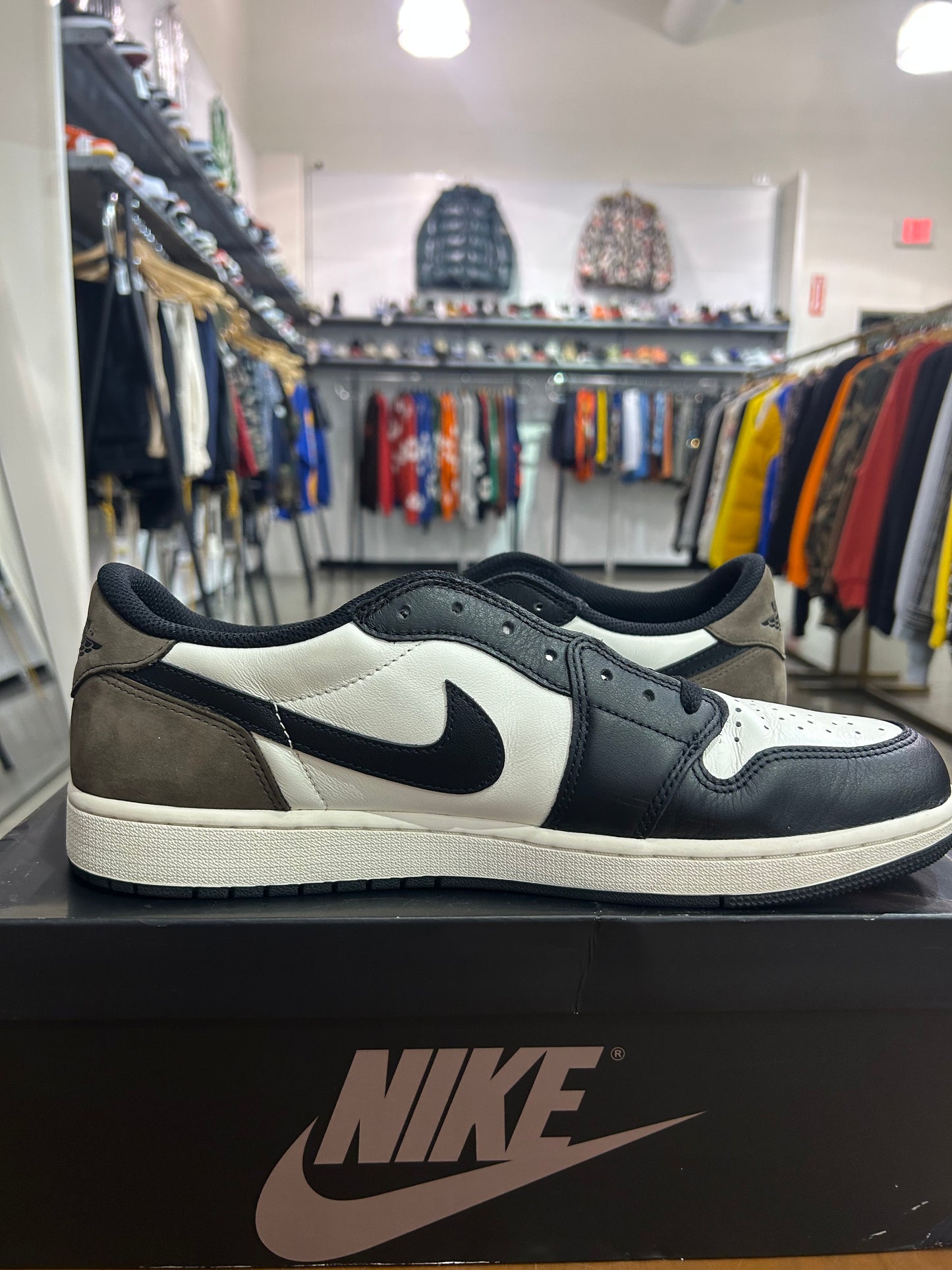 Preowned Air Jordan 1 Low Mocha