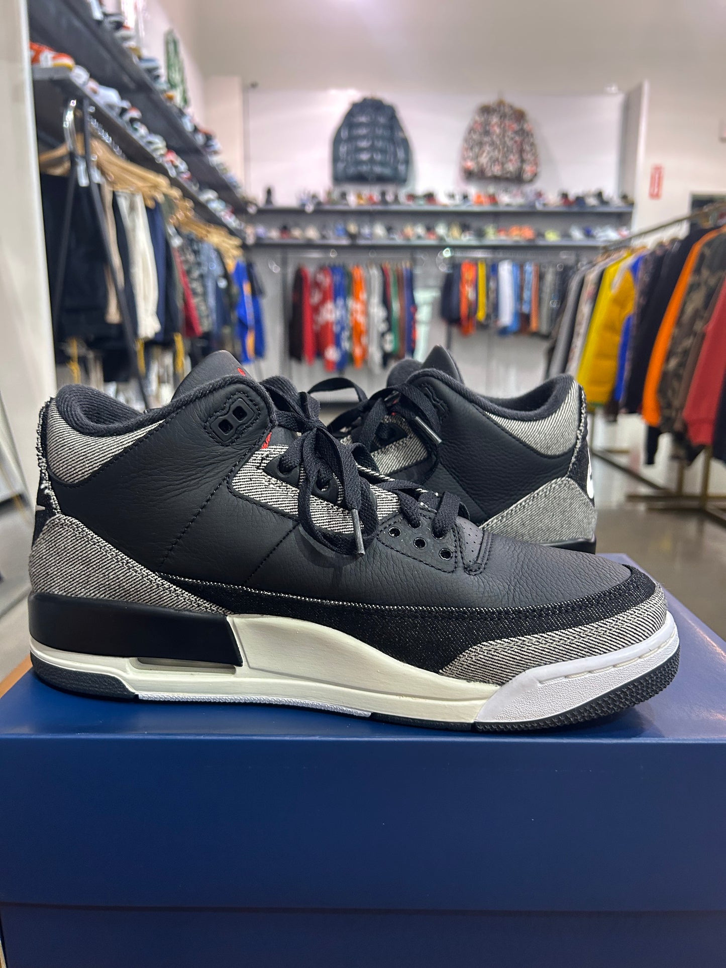 Preowned Air Jordan 3 Levi's Black