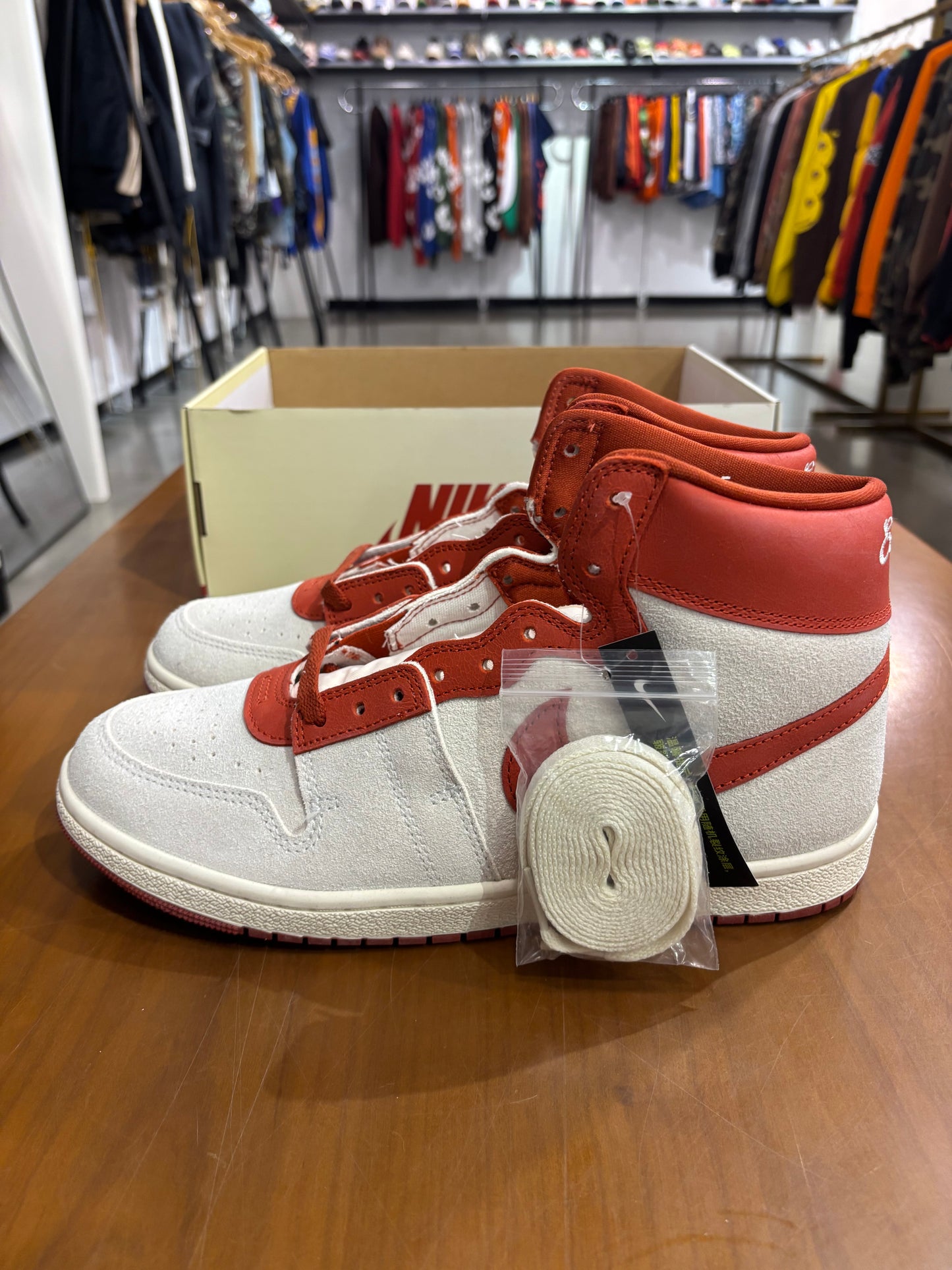 Nike Jordan Air Ship Every Game Dune Red (NO LID)