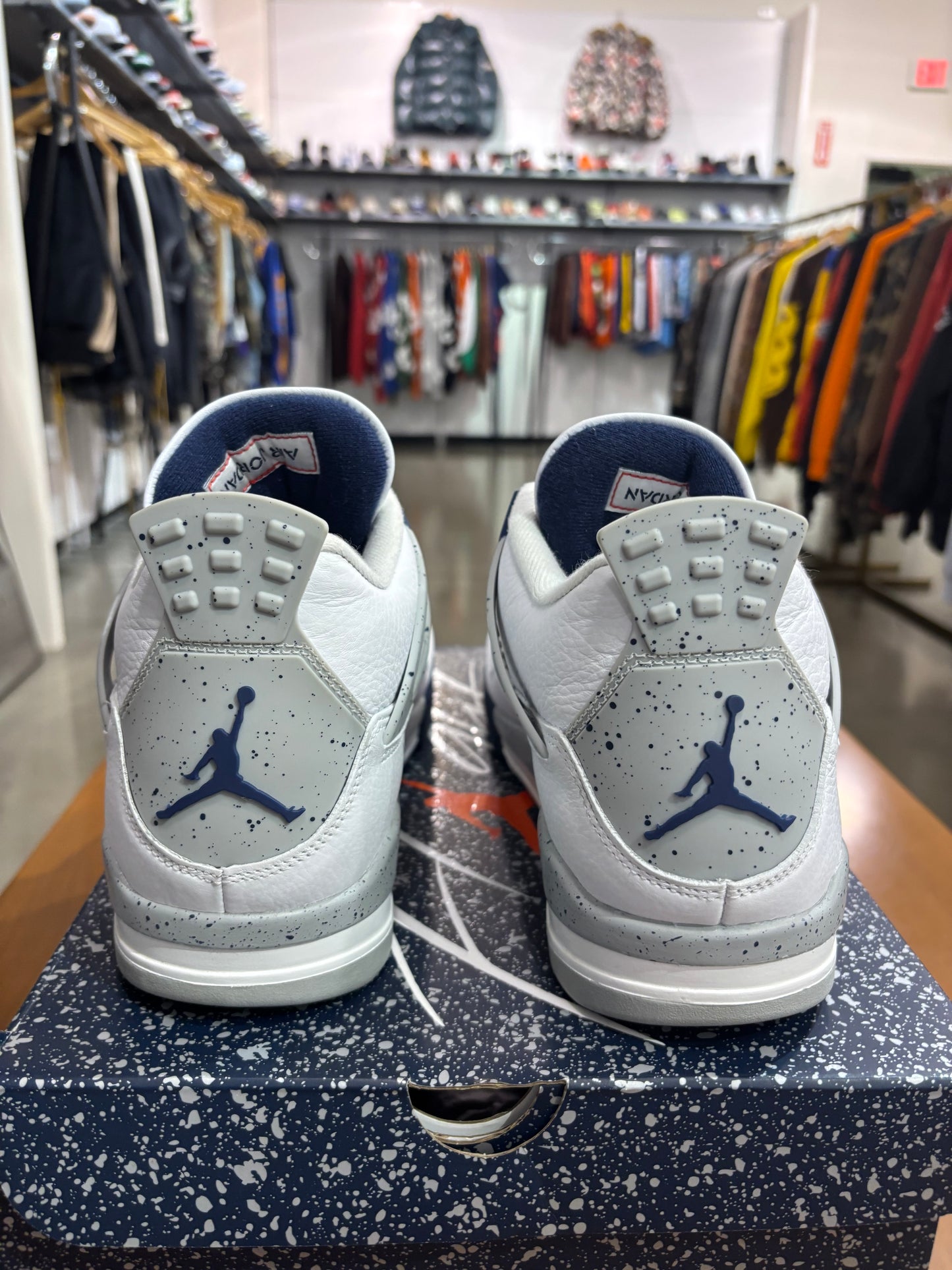 Preowned Air Jordan 4 Midnight Navy