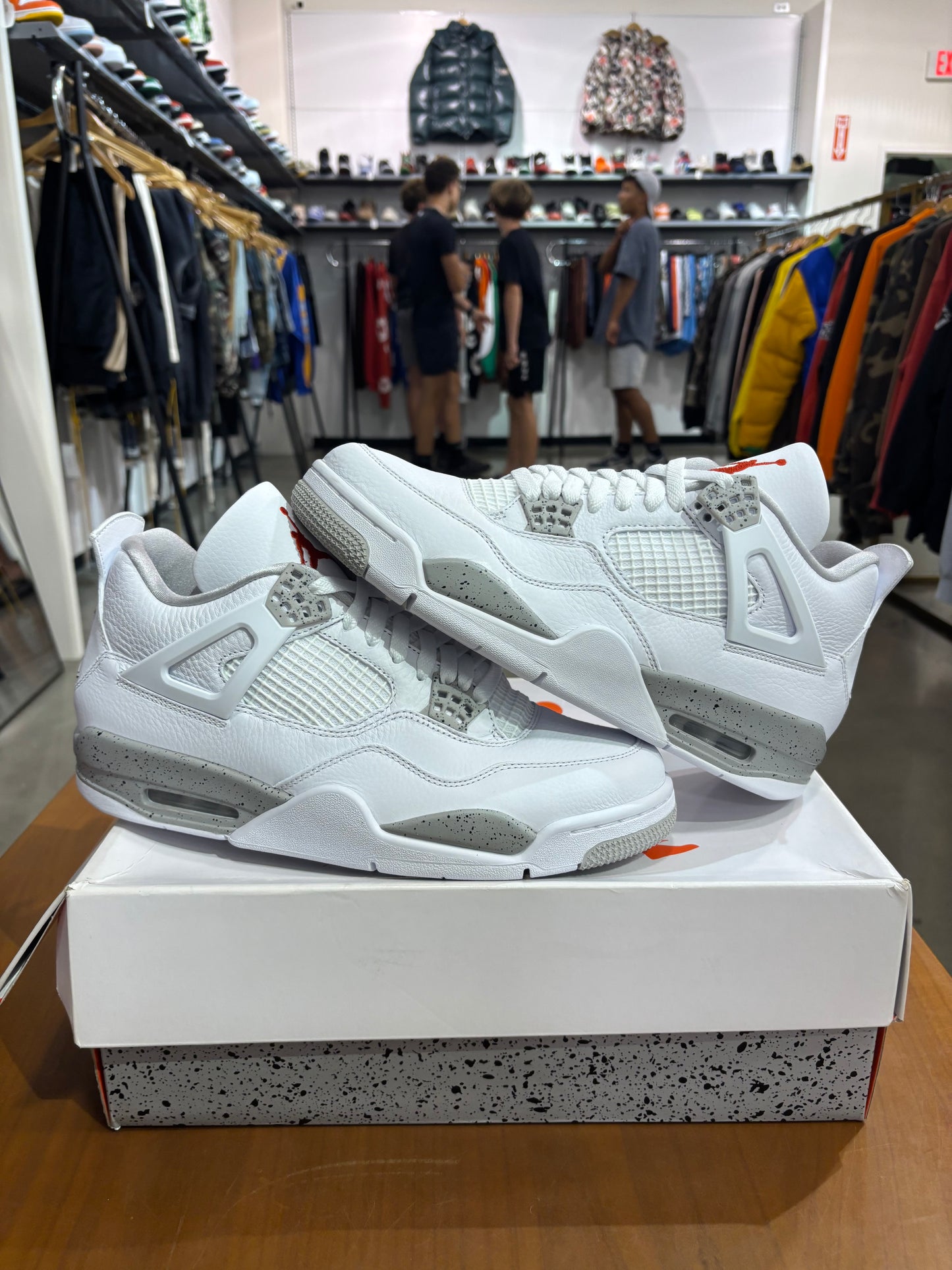 Air Jordan 4 White Oreo
