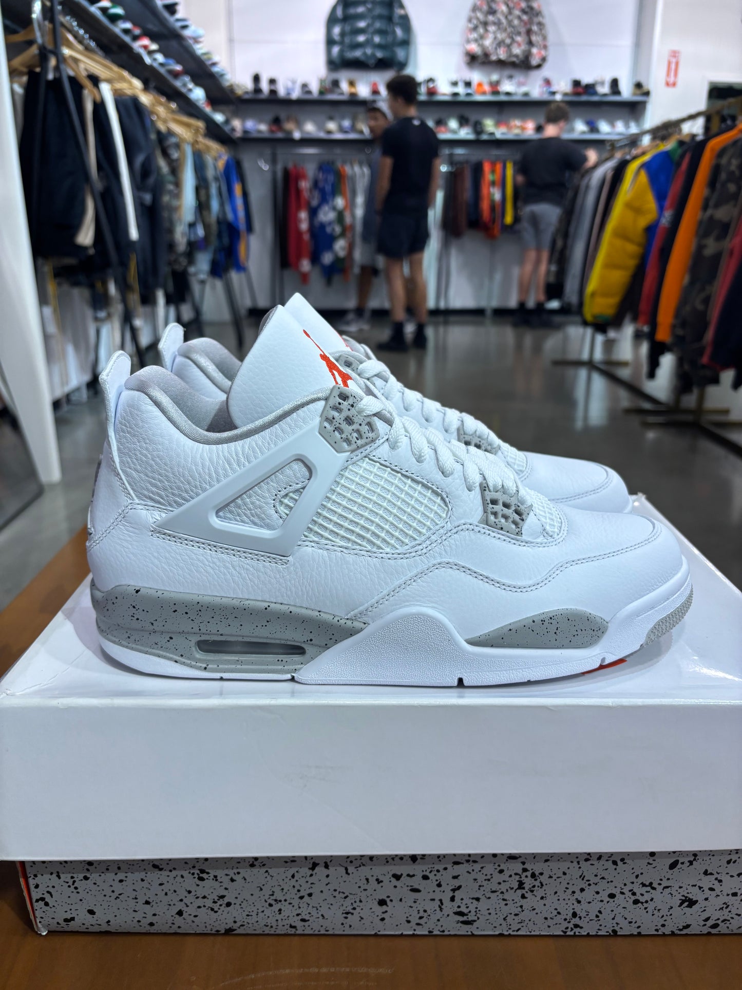 Air Jordan 4 White Oreo
