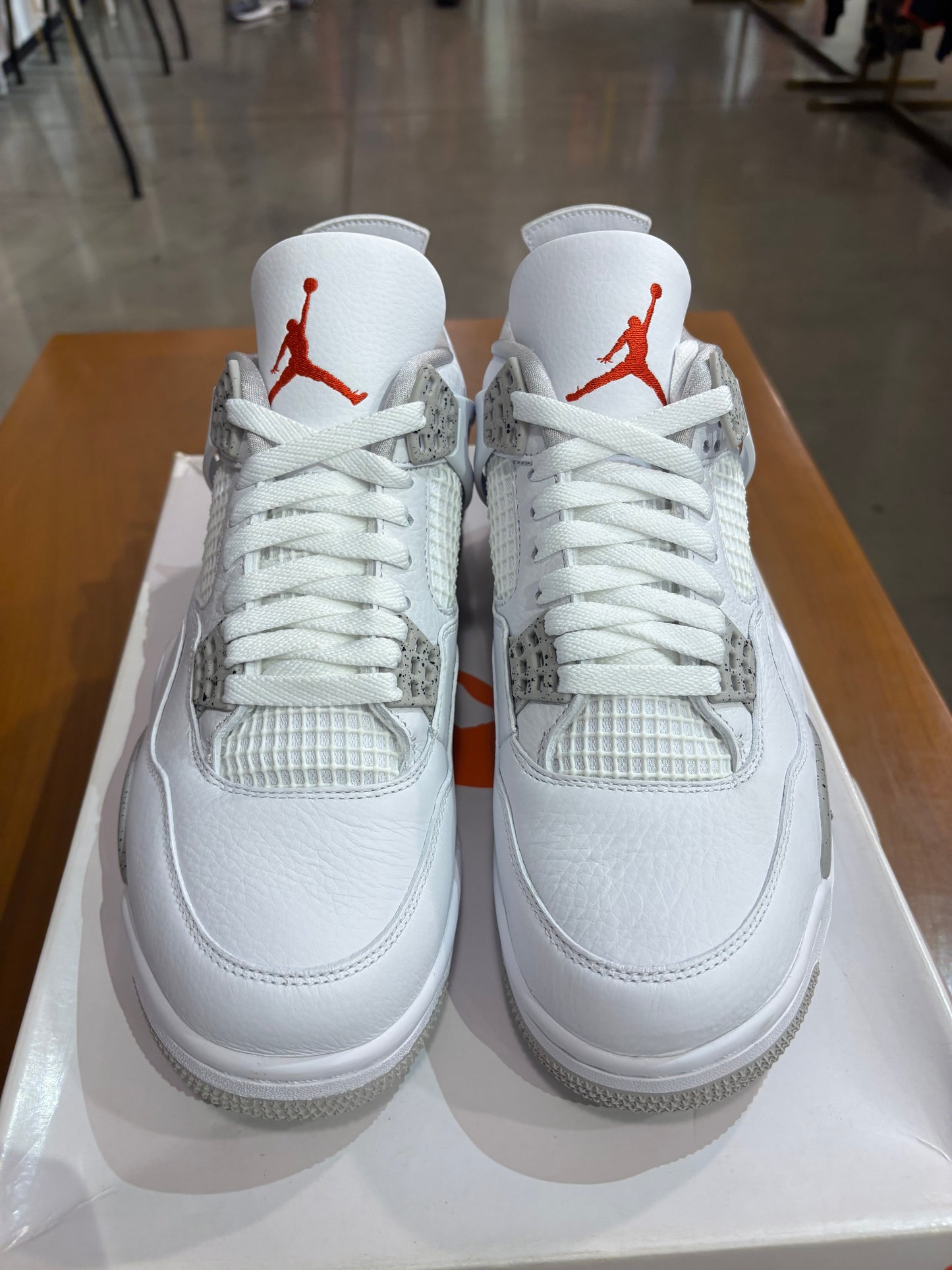 Air Jordan 4 White Oreo