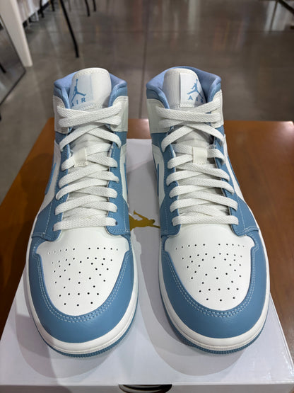 Air Jordan 1 Mid UNC (2022)