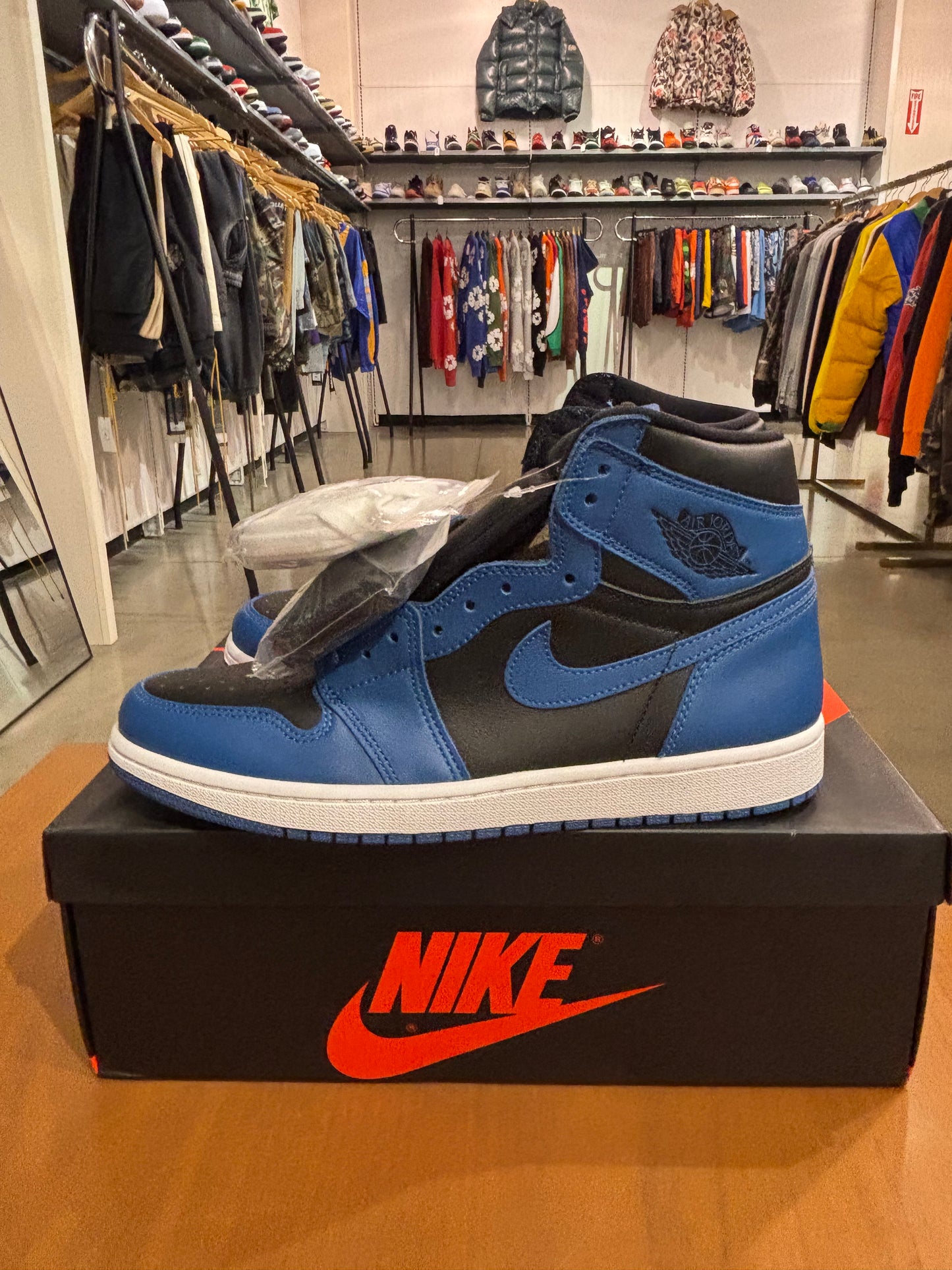 Air Jordan 1 High Dark Marina Blue