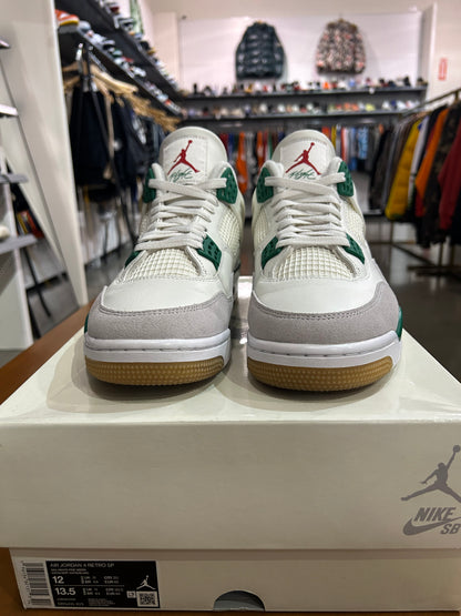 Preowned Air Jordan 4 SB Pine Green