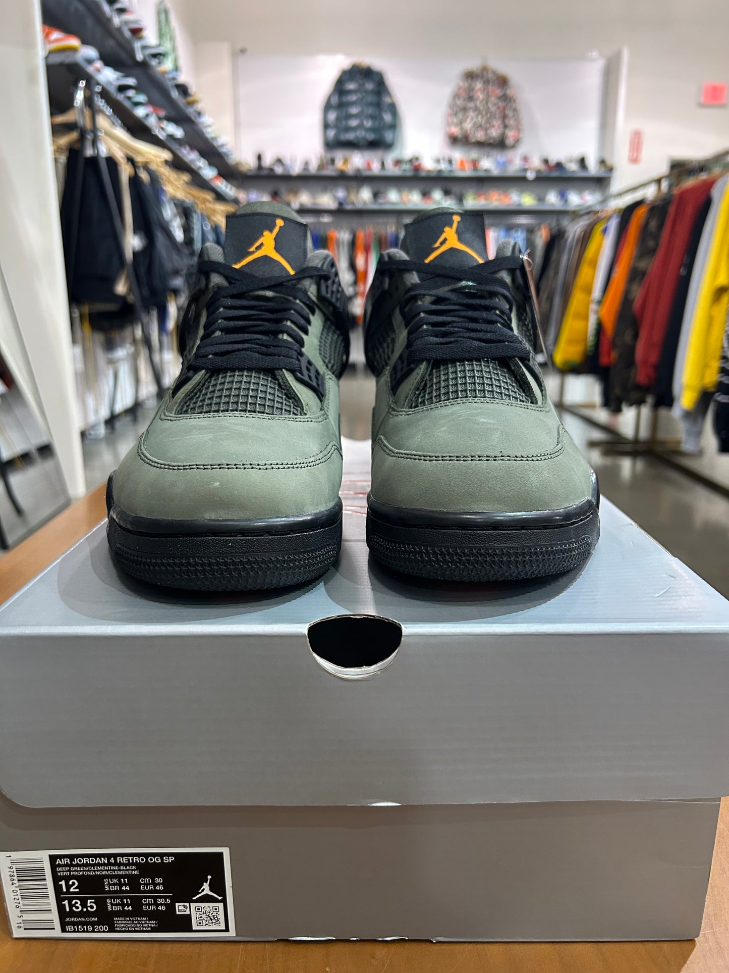 Air Jordan 4 Undefeated
