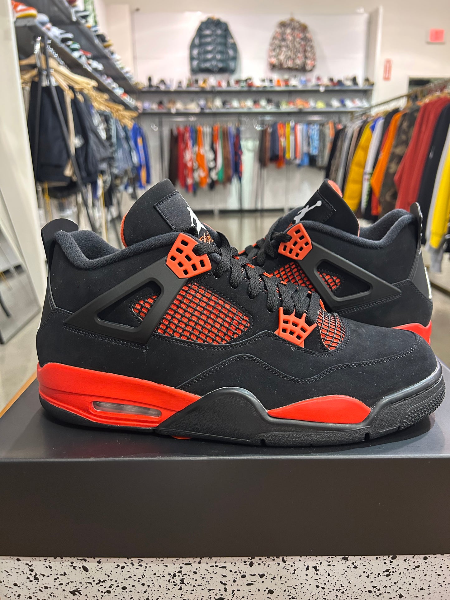 Air Jordan 4 Red Thunder