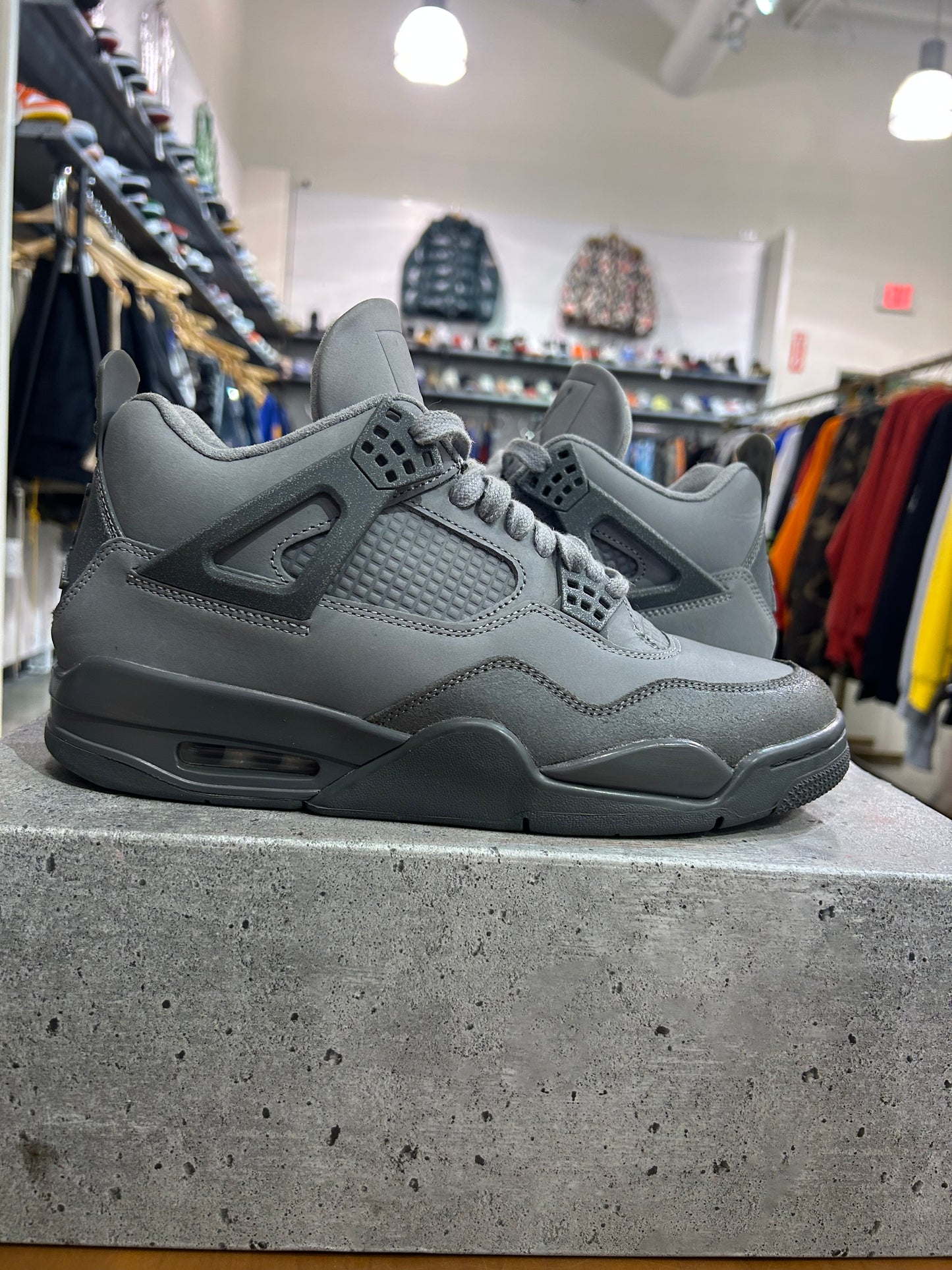 Preowned Jordan 4 SE Paris Olympics Wet Cement