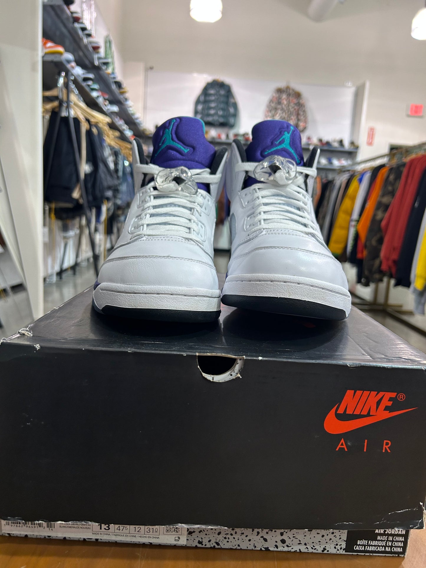 Preowned Air Jordan 5 Grape