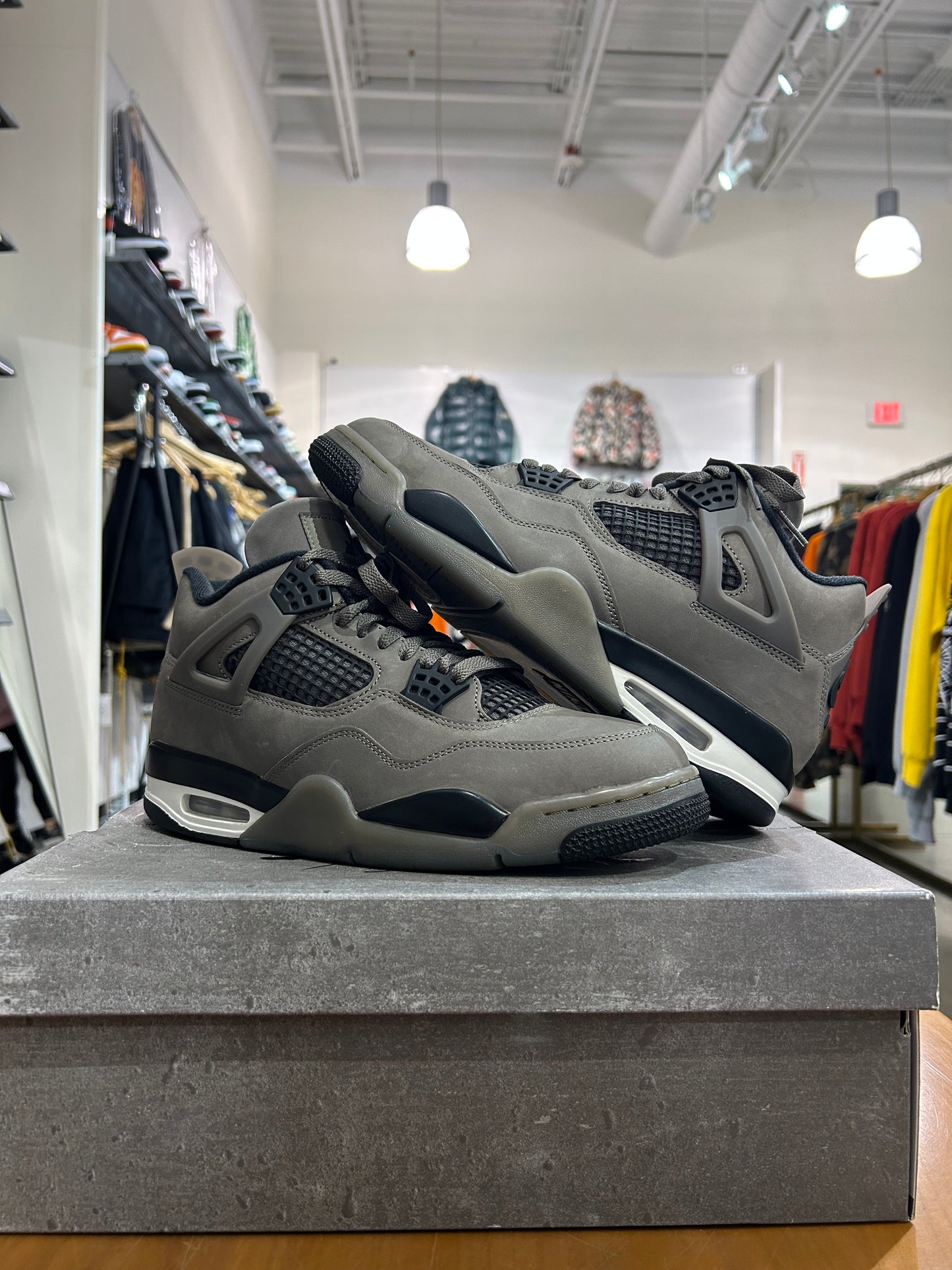 Preowned Air Jordan 4 Cavestone
