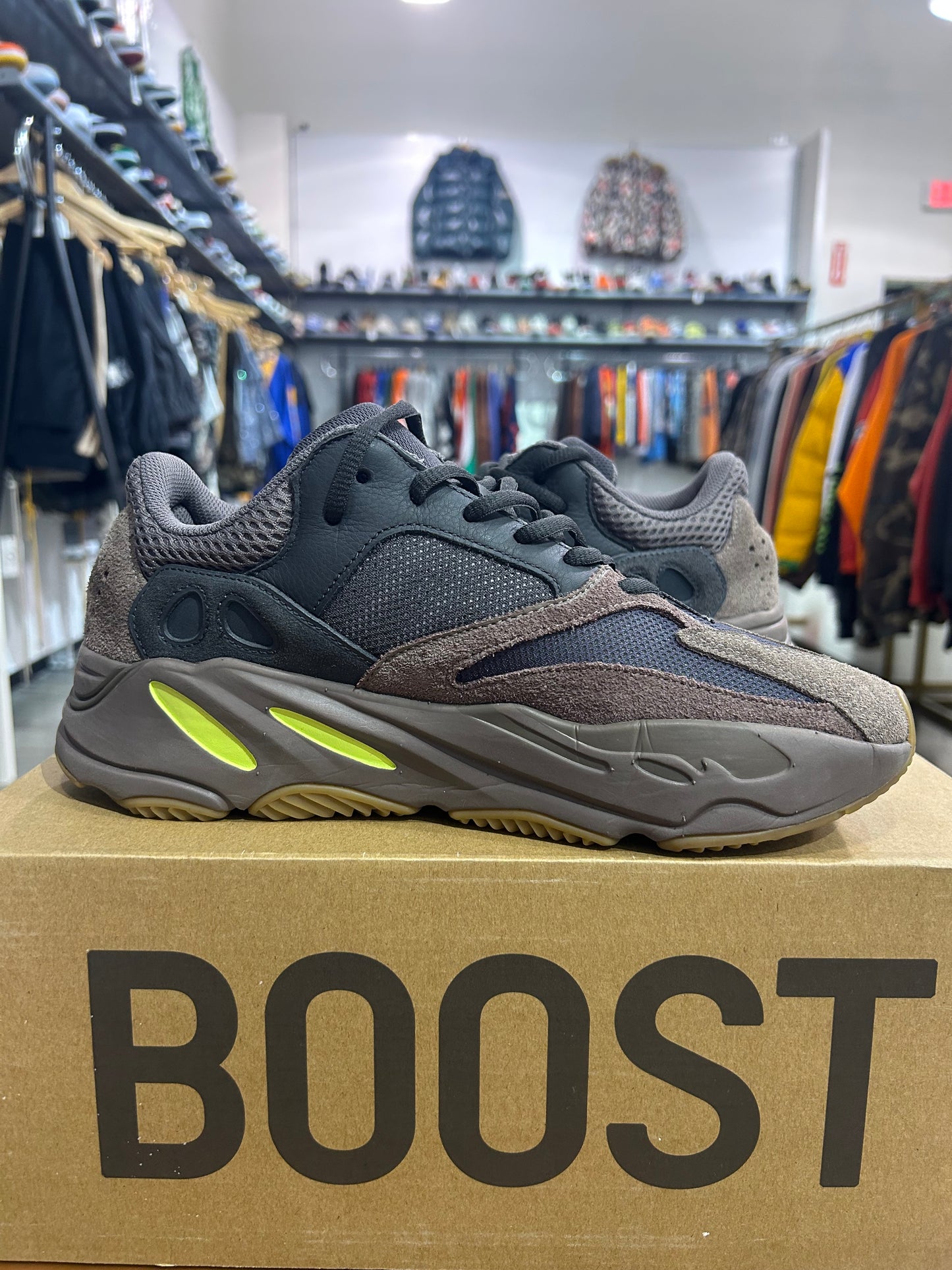 Preowned Adidas Yeezy Boost 700 Mauve