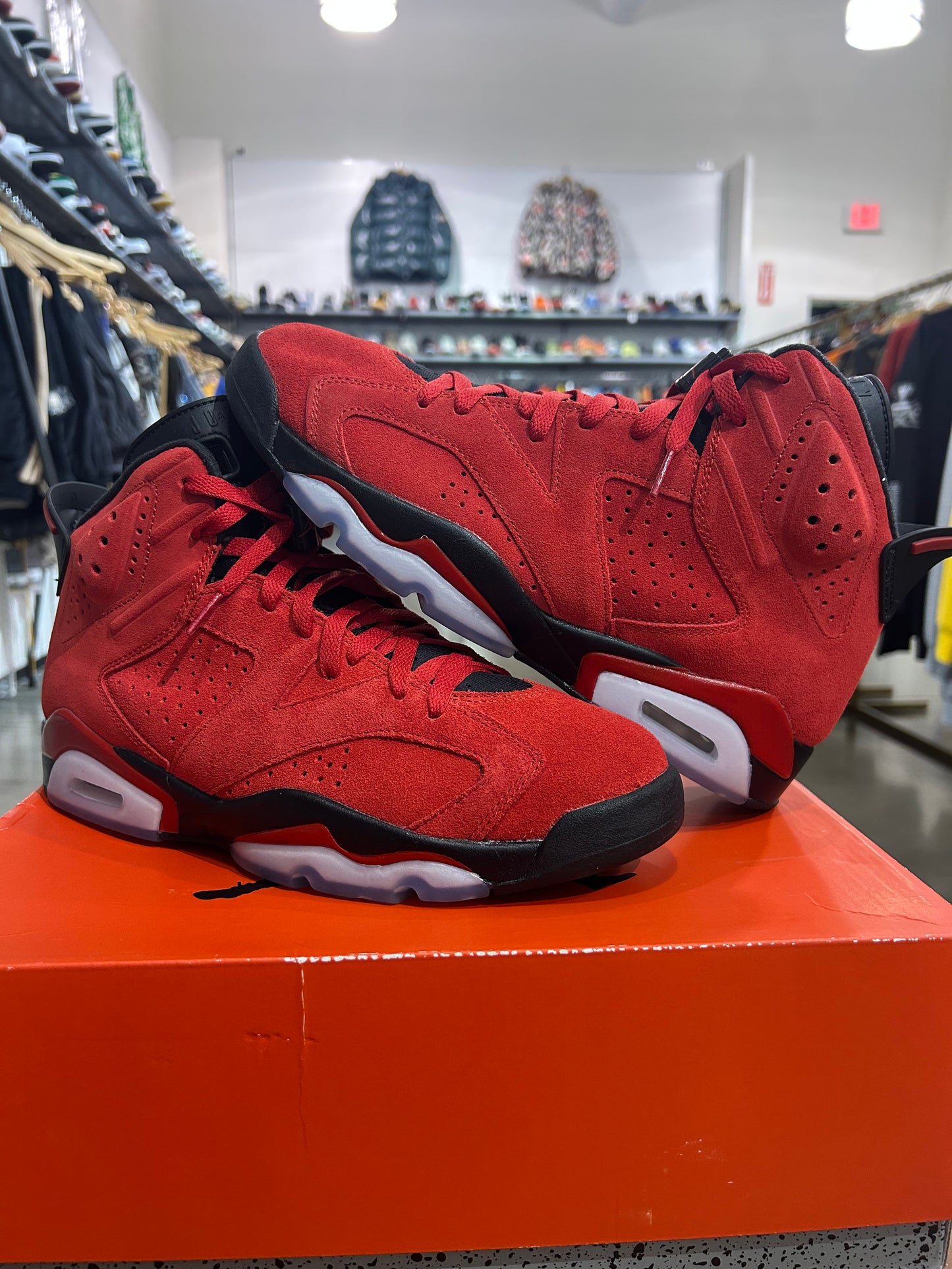 Preowned Air Jordan 6 Toro Bravo