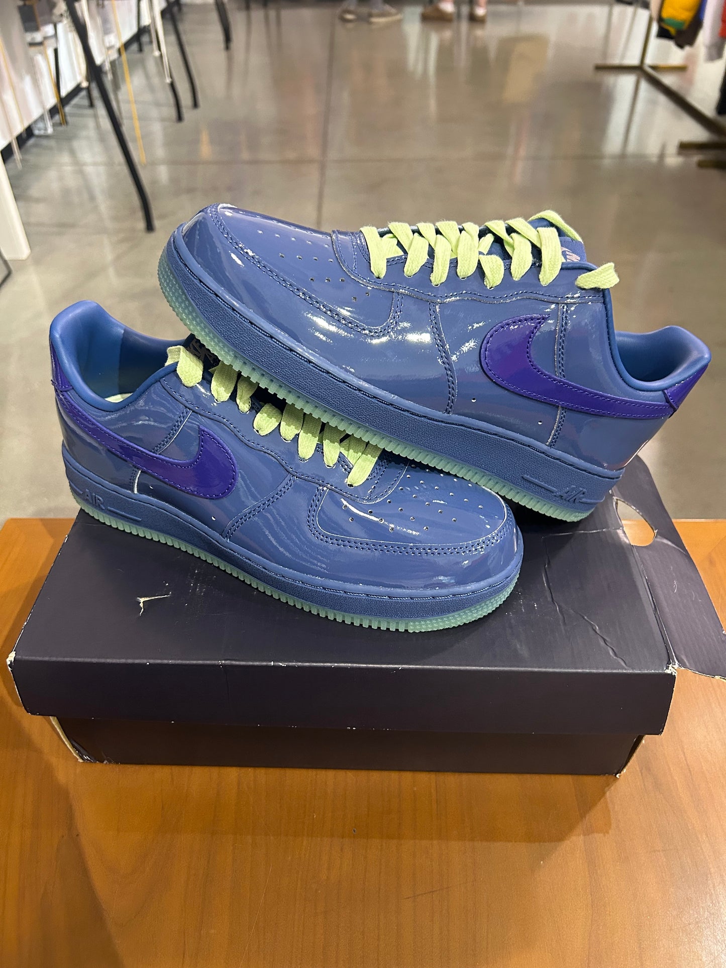 Air Force 1 Low Patent Leather Mystic Navy Grape Ice