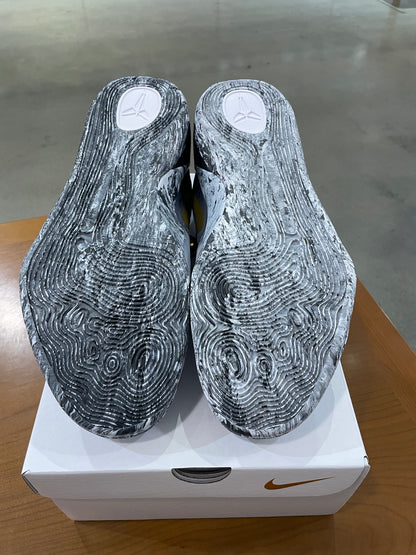 Kobe 9 Low Mambacita