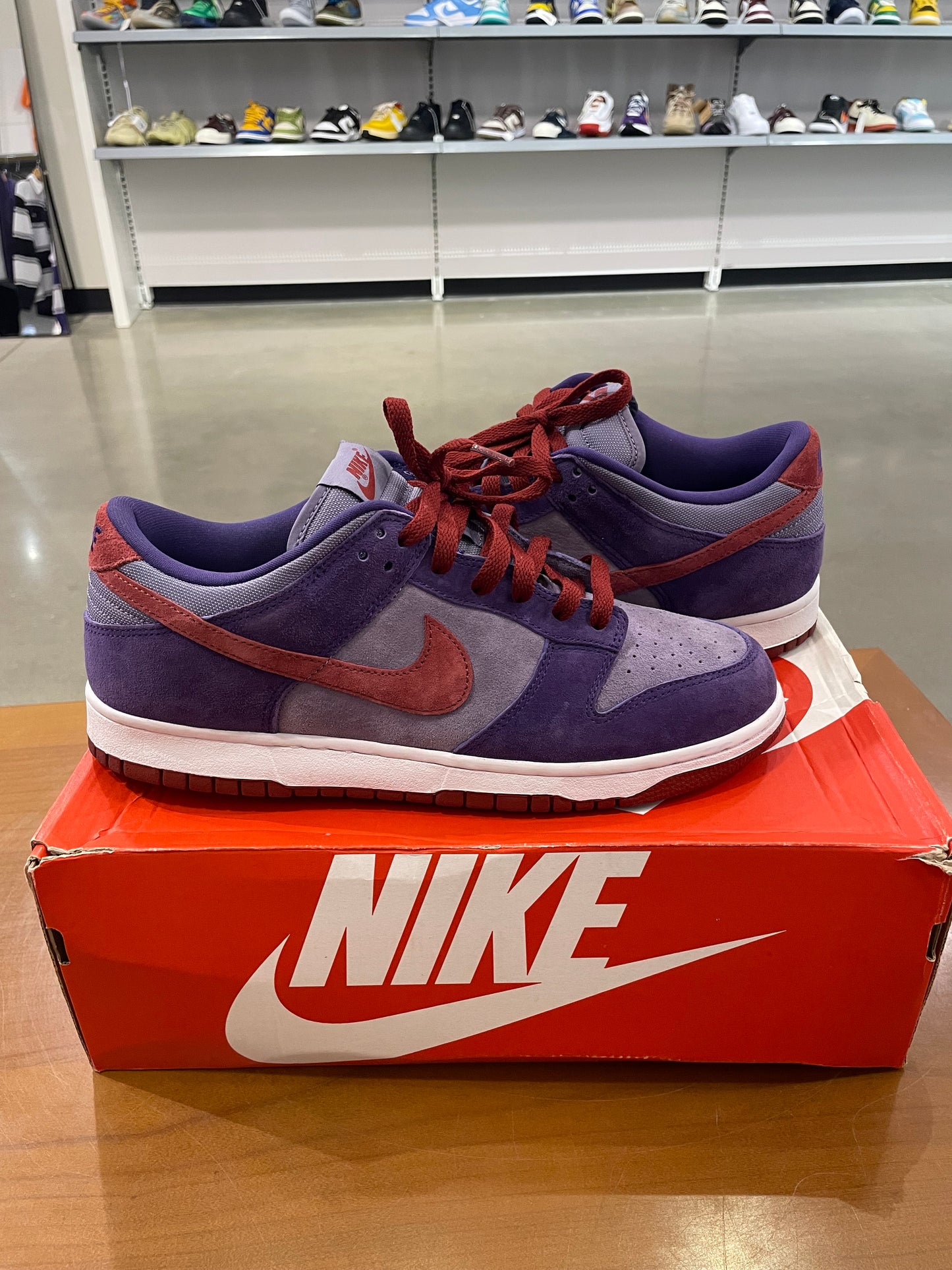 Preowned Nike Dunk Low Plum