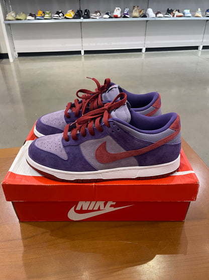 Preowned Nike Dunk Low Plum