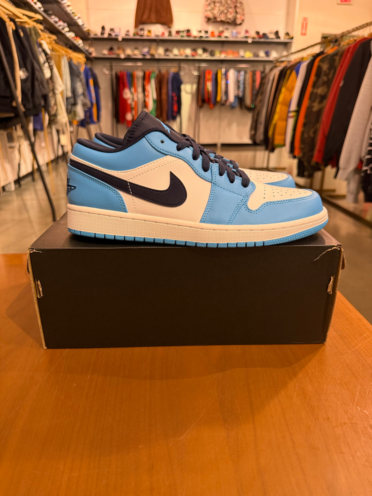 Air Jordan 1 Low UNC (2021)