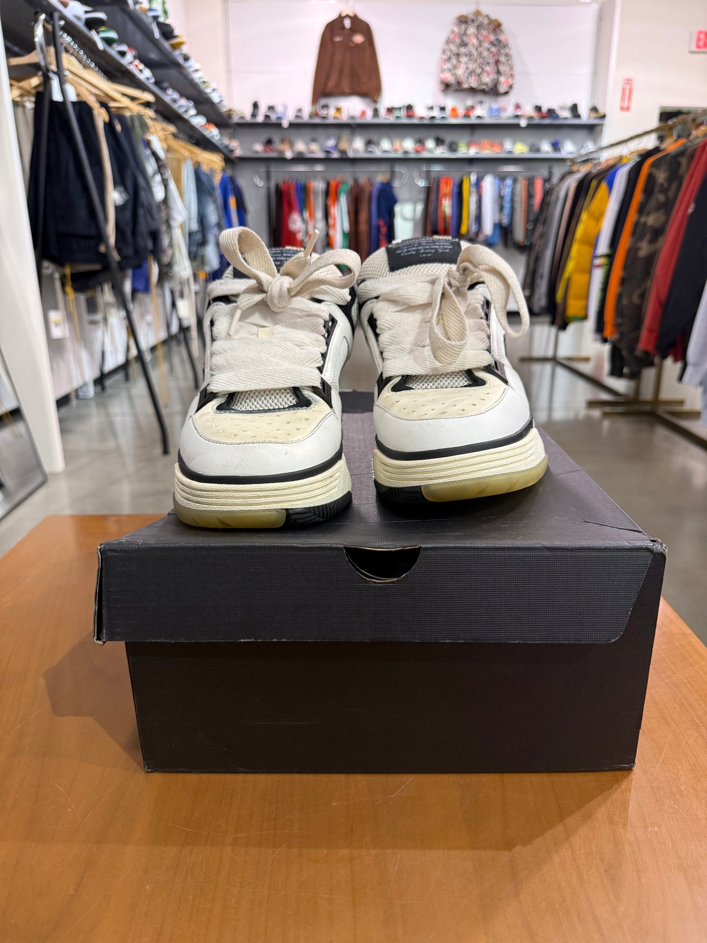 Preowned Amiri MA-1 Low Black White