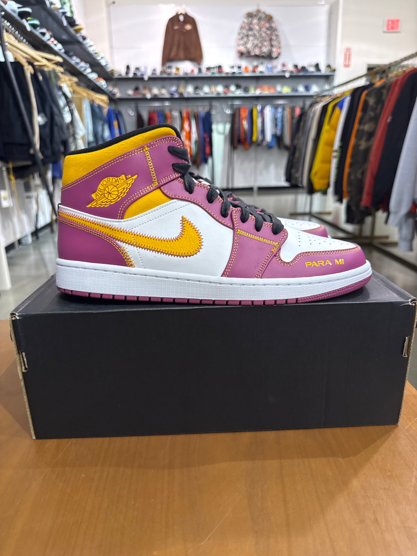 Air Jordan 1 Mid Dia De Los Muertos