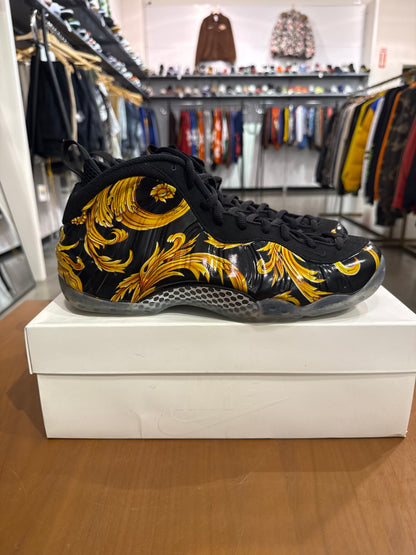 Preowned Nike Air Foamposite One Supreme Black