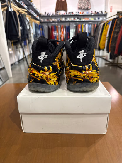 Preowned Nike Air Foamposite One Supreme Black