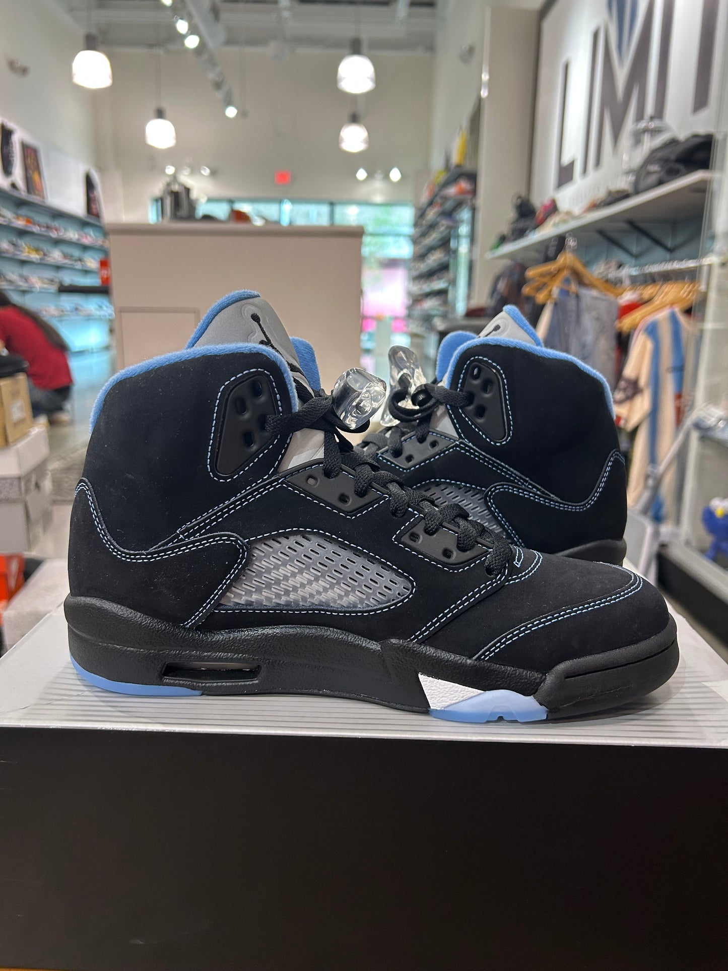 Air Jordan 5 Black University Blue