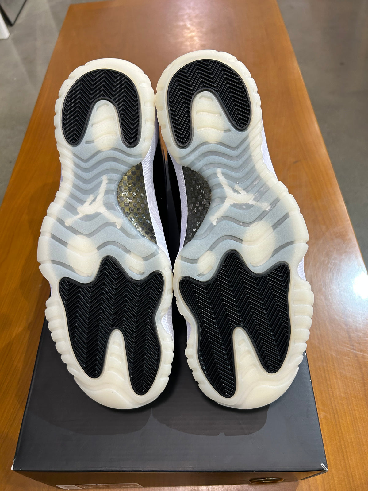 Air Jordan 6 DMP (2020)