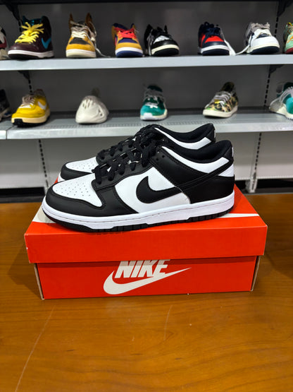 Nike Dunk Low Panda