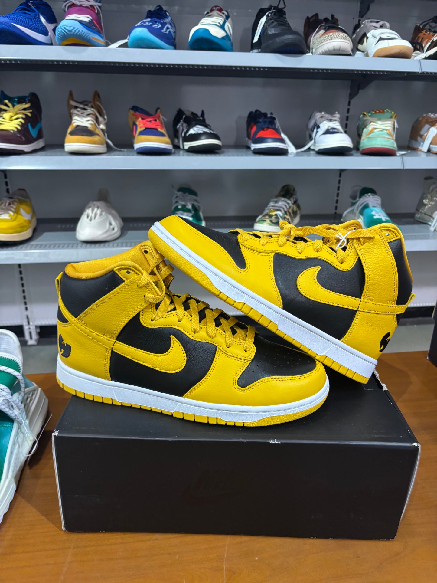 Preowned Nike Dunk High Wu-Tang