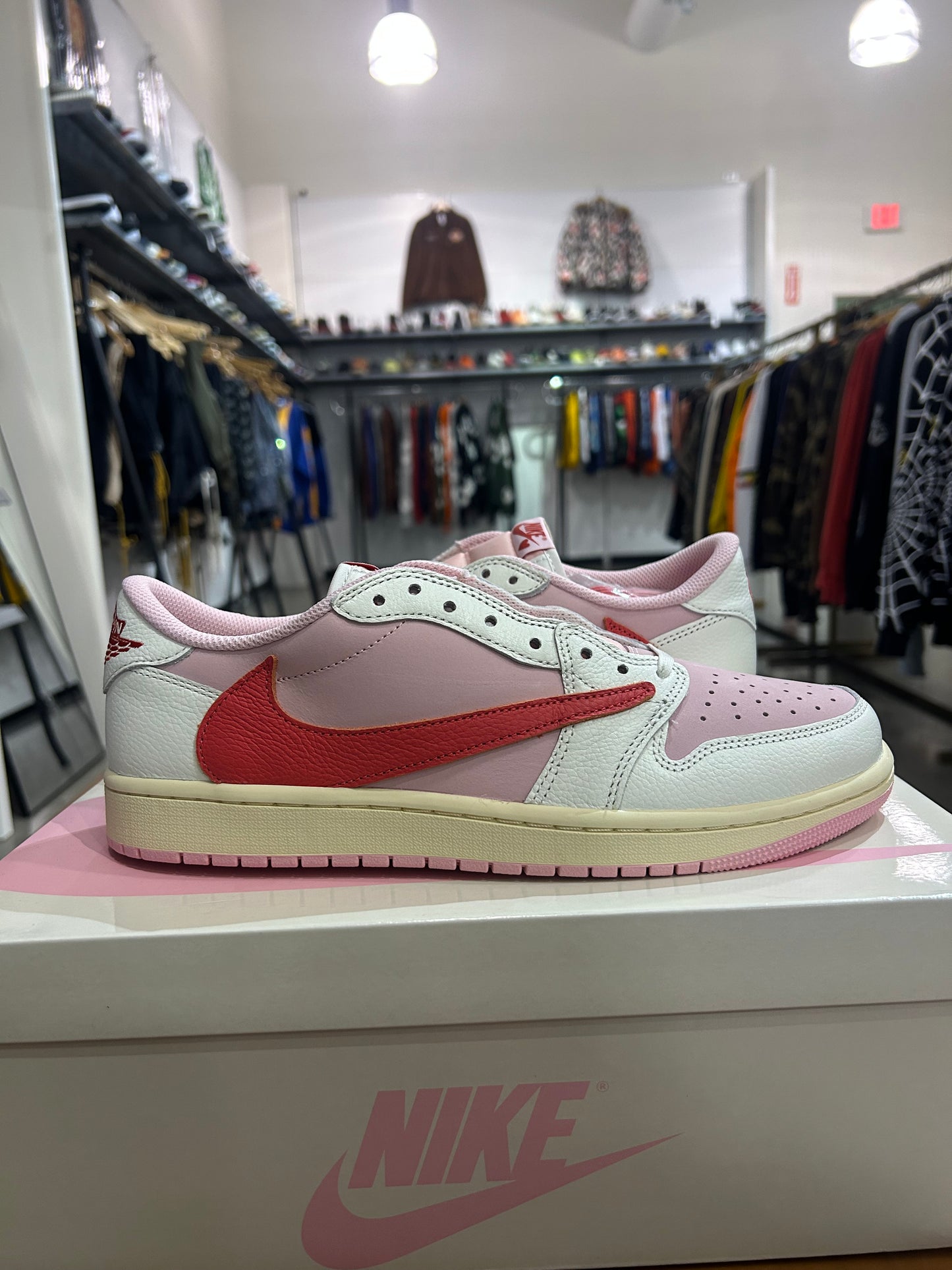 Air Jordan 1 Low Travis Scott Tropical pink