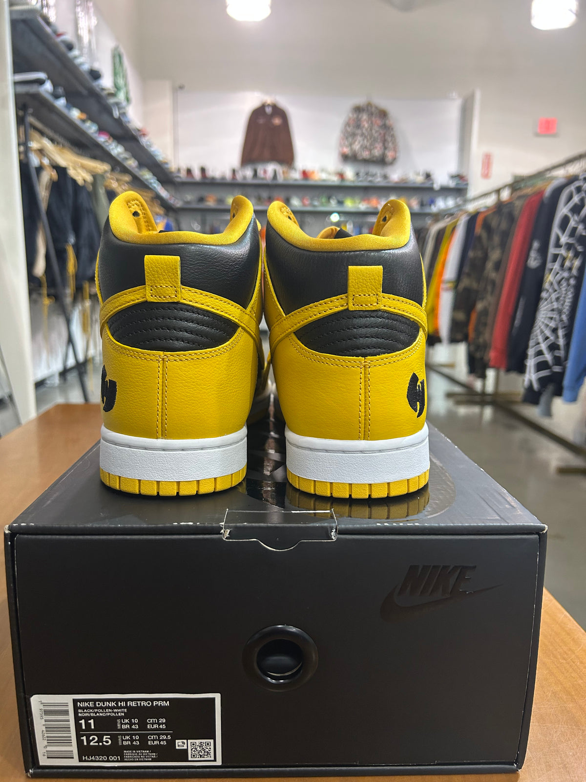 Nike Dunk High Wutang