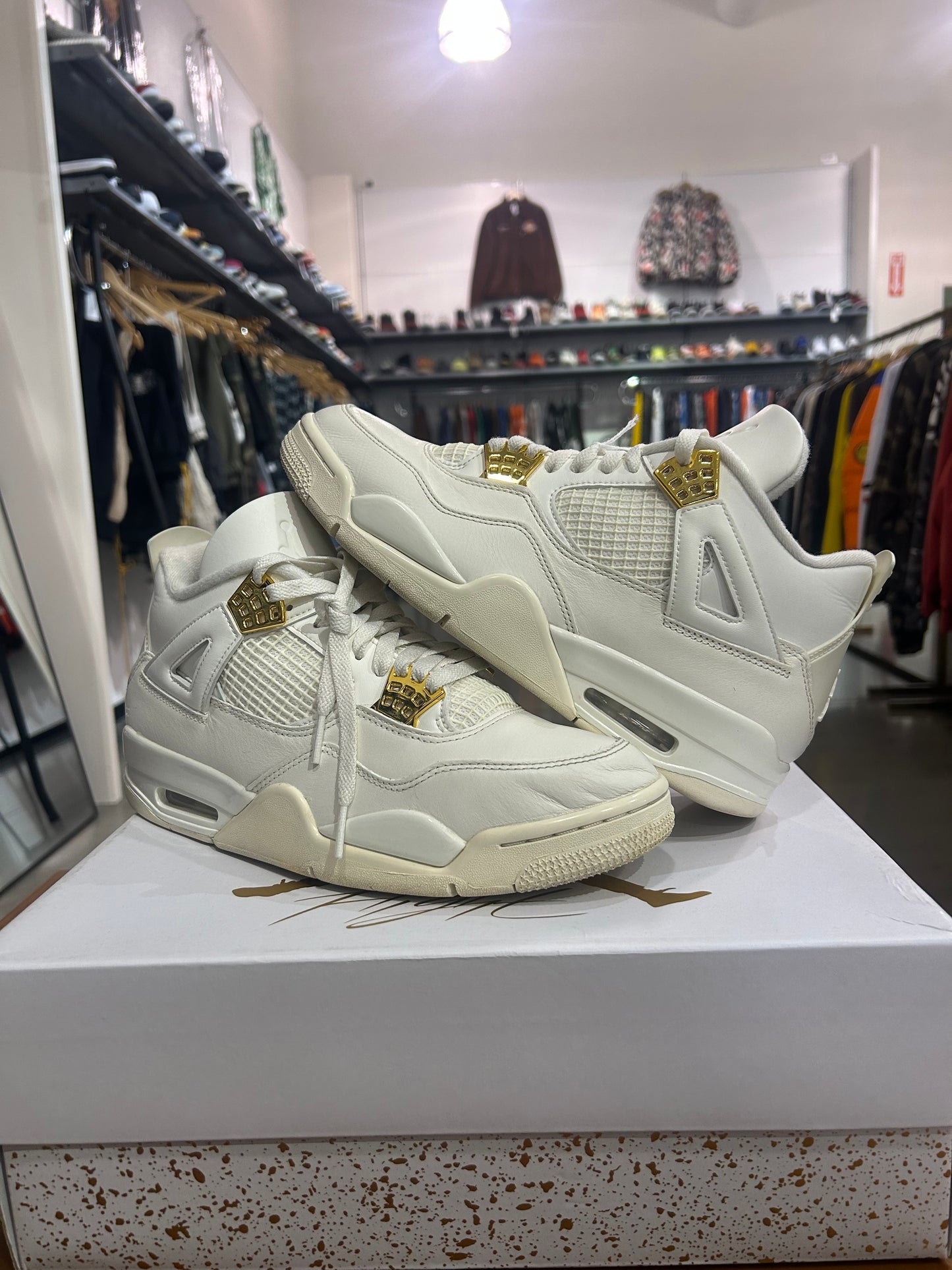 PREOWNED Air Jordan 4 Metallic Gold