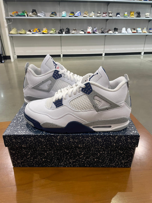 Air Jordan 4 Midnight Navy