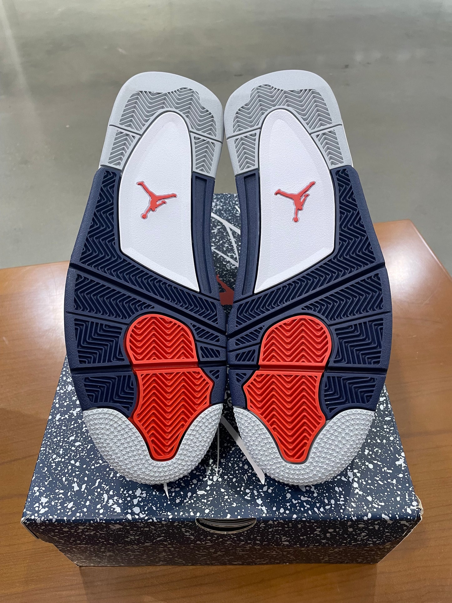 Air Jordan 4 Midnight Navy