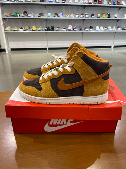 Preowned Nike Dunk High PRM Dark Russet