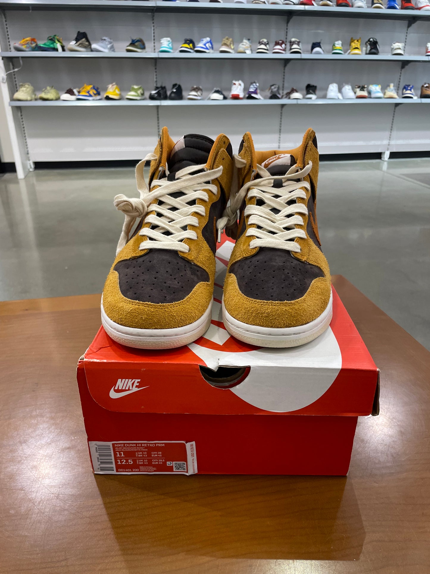 Preowned Nike Dunk High PRM Dark Russet