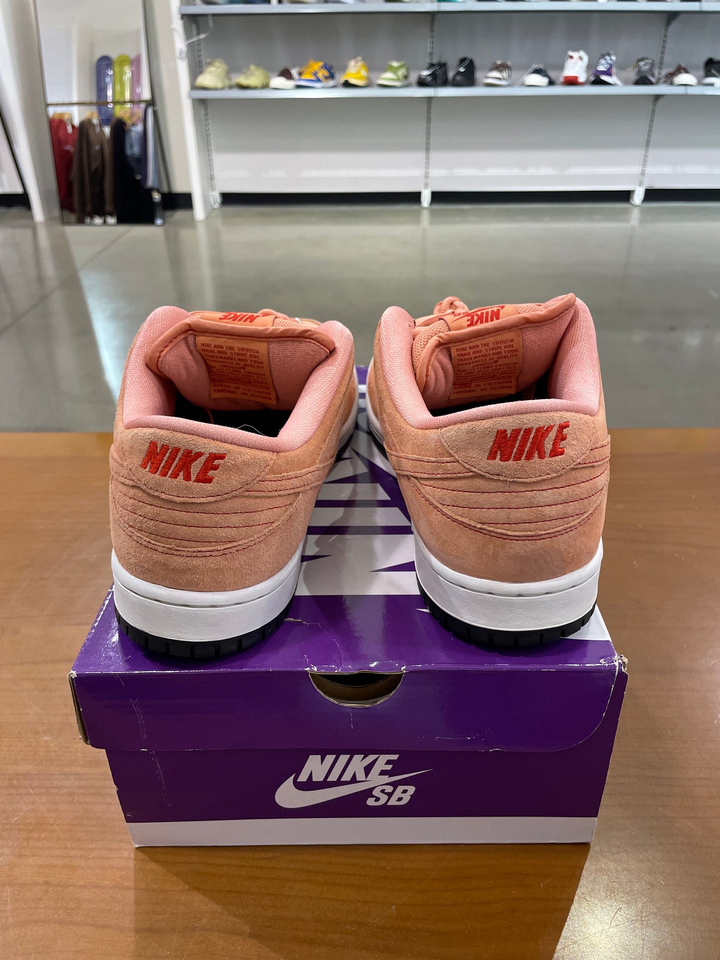 Preowned Nike SB Dunk Low Pink Pig