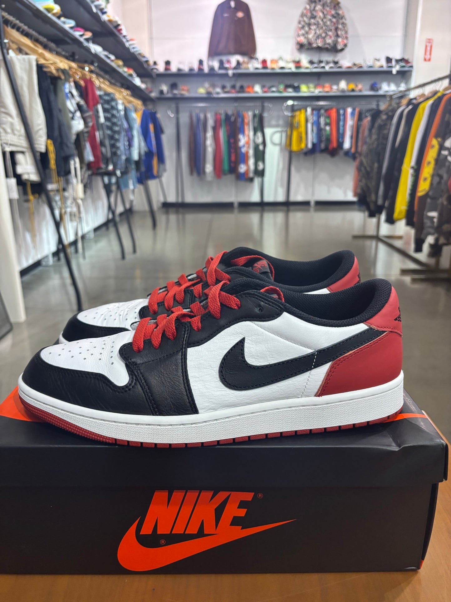Preowned Air Jordan 1 Low Black Toe