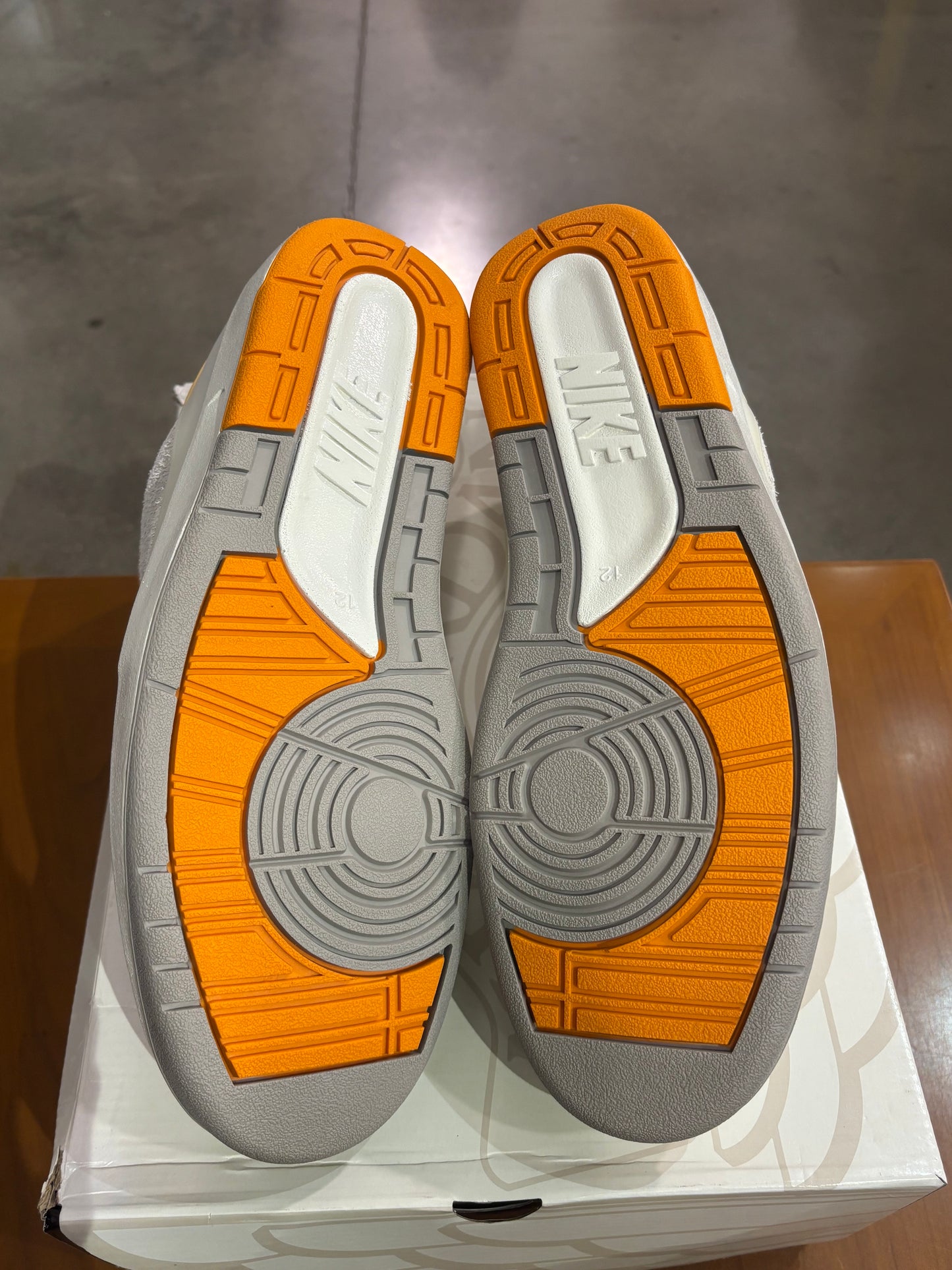Preowned Air Jordan 2 Low Craft Melon Tint