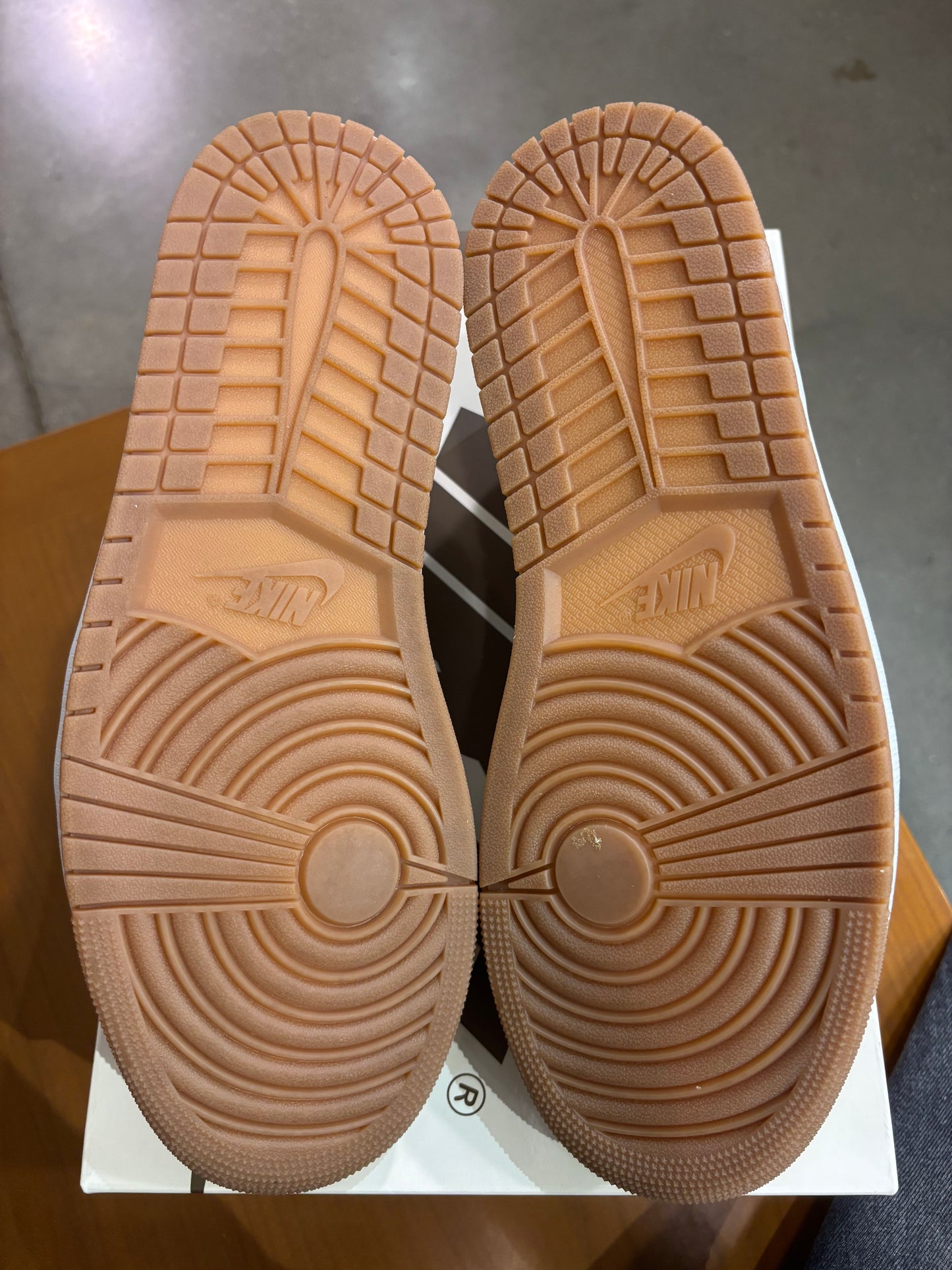Preowned Travis Scott Air Jordan 1 Low Canary